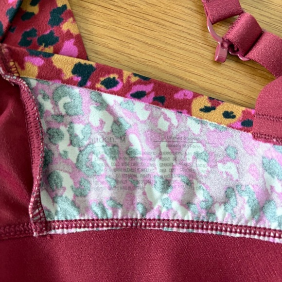Women’s Athleta Multicolor Leopard Print Bra – Size M - Picture 4 of 4